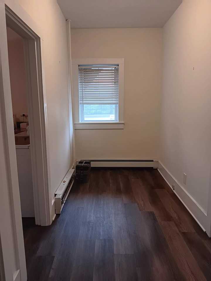 9 Main St #7 - Photo 5 of 6