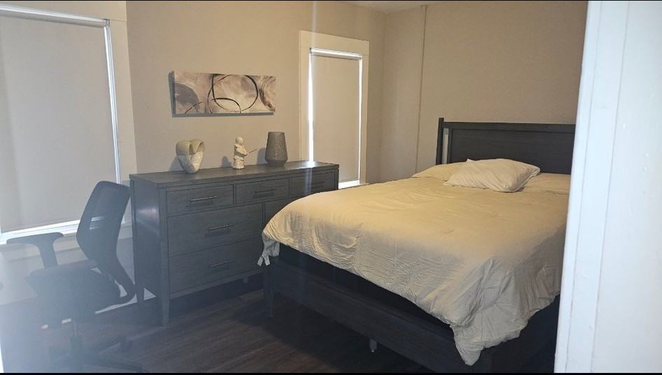 960 S Ohio Ave - Photo 6 of 10