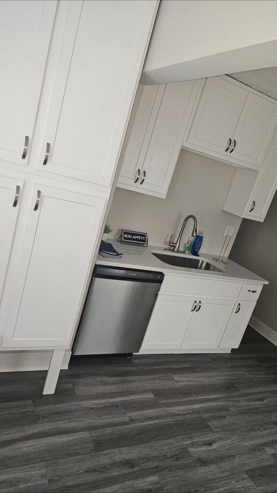 962 S Ohio Ave - Photo 5 of 12