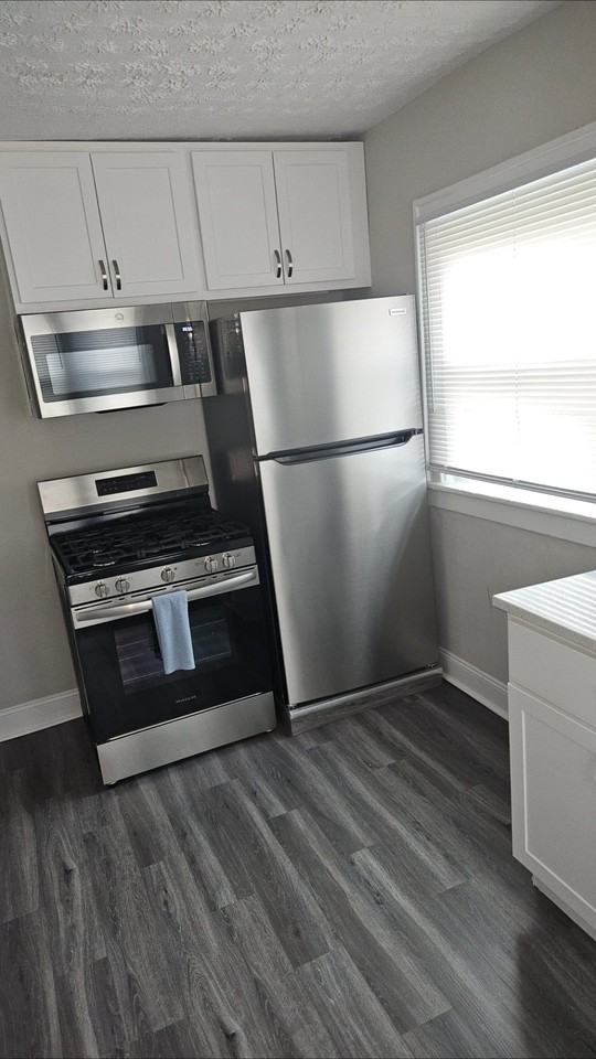 962 S Ohio Ave - Photo 6 of 12