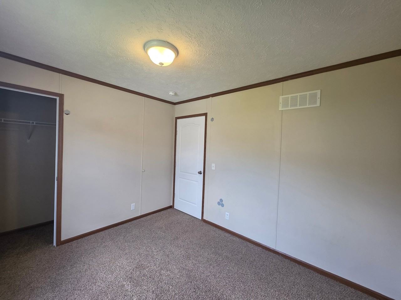 429 Laurel Leah - Photo 6 of 13