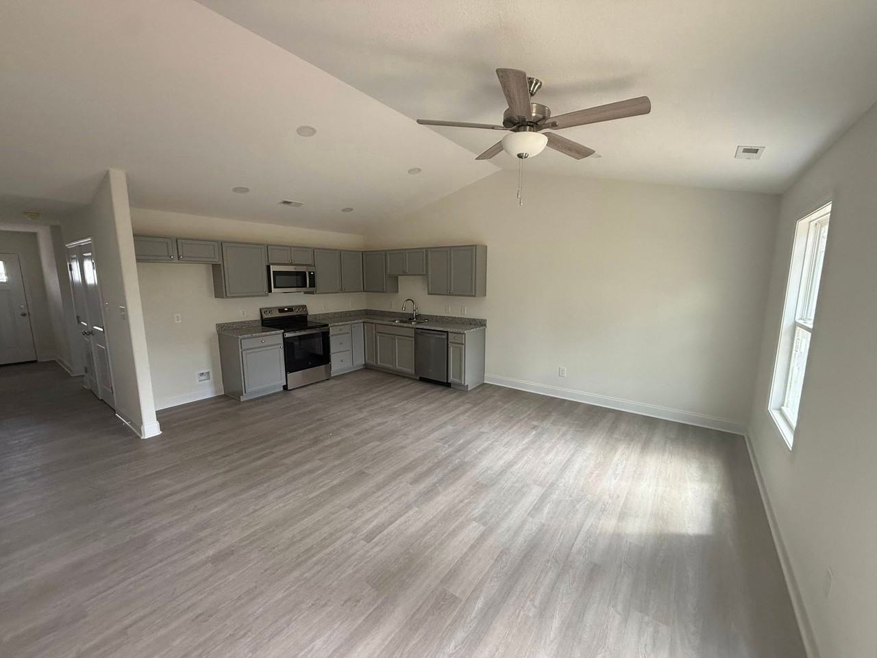 7323 Woodpecker Way - Photo 2 of 10