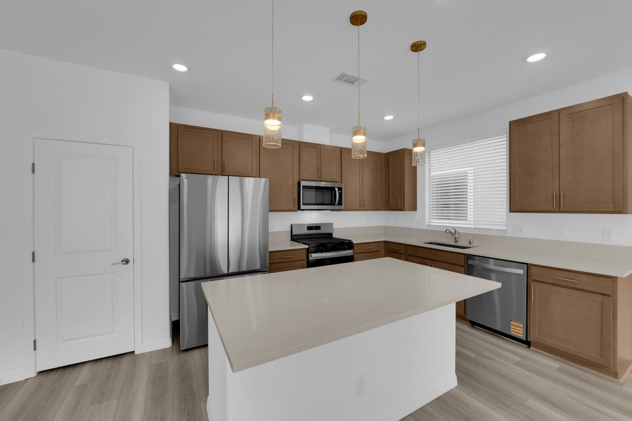 10239 Estancia Hill St - Photo 5 of 35