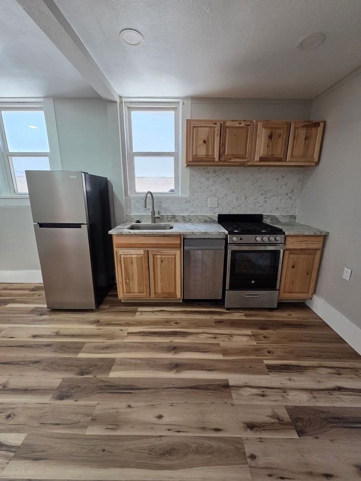 324 E Bijou St #1 - Photo 5 of 27