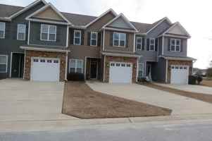 featured image of 1805 Fox Den Way #5