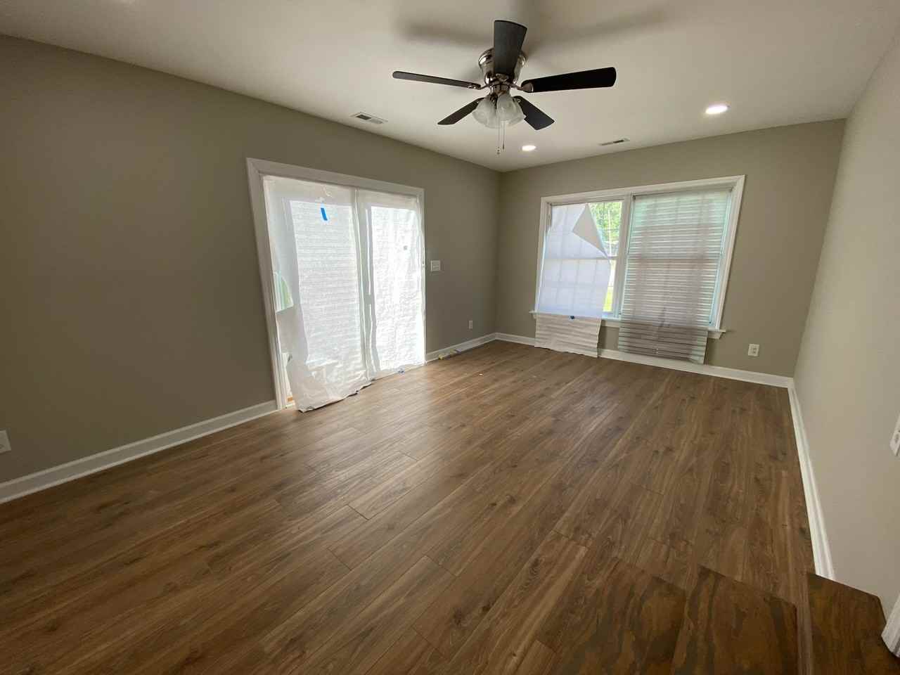 105 Fort Dr - Photo 4 of 17
