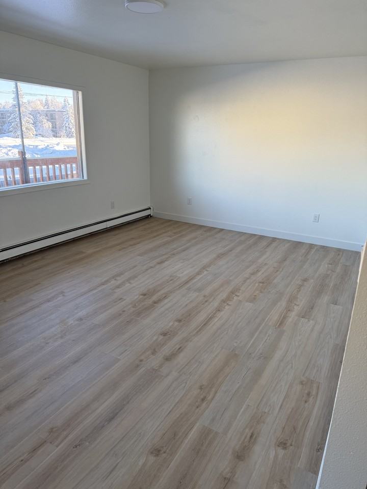 3712 Swenson Ave #9 - Photo 3 of 15