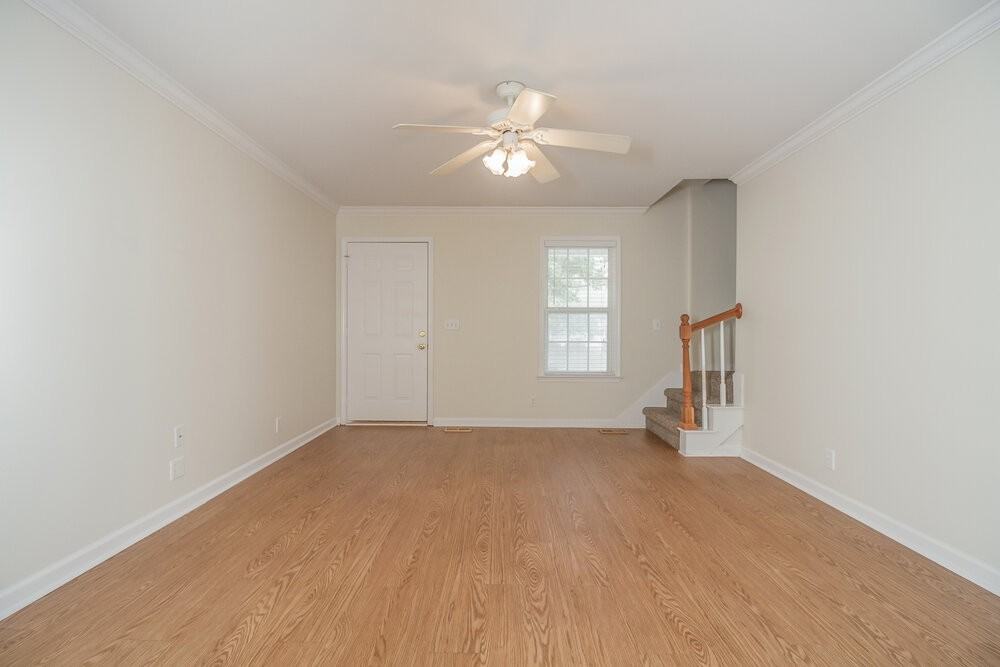 1527 Dodd Trl - Photo 3 of 15