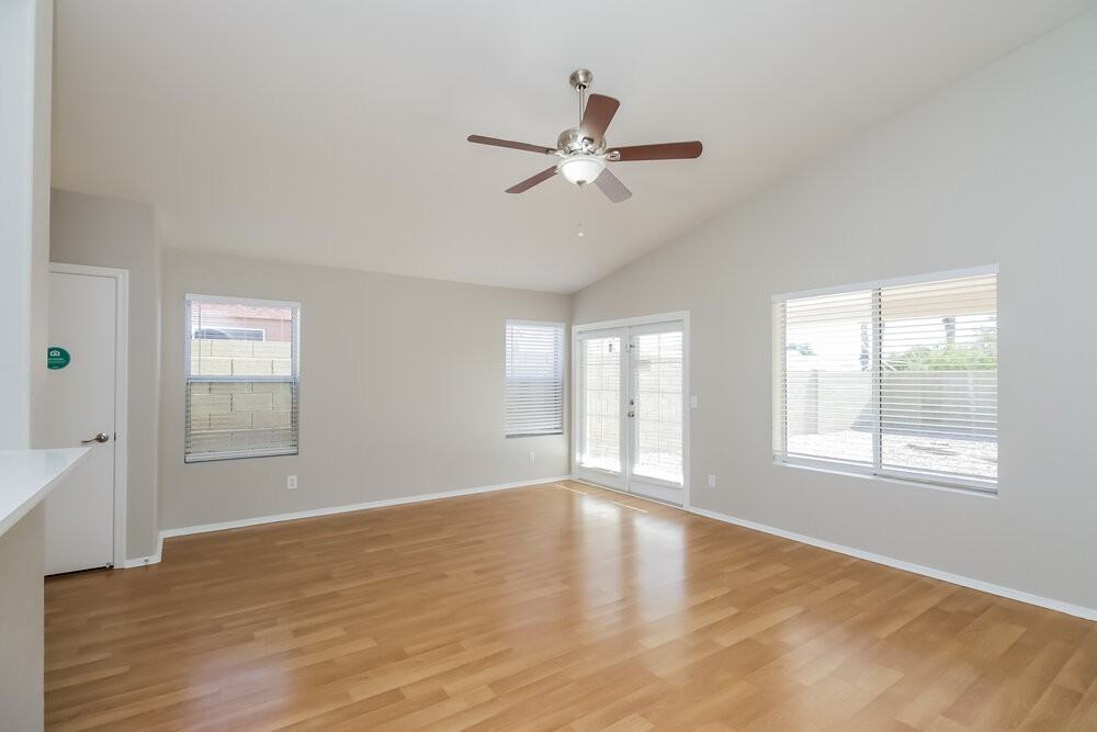 851 E Boston St - Photo 6 of 16