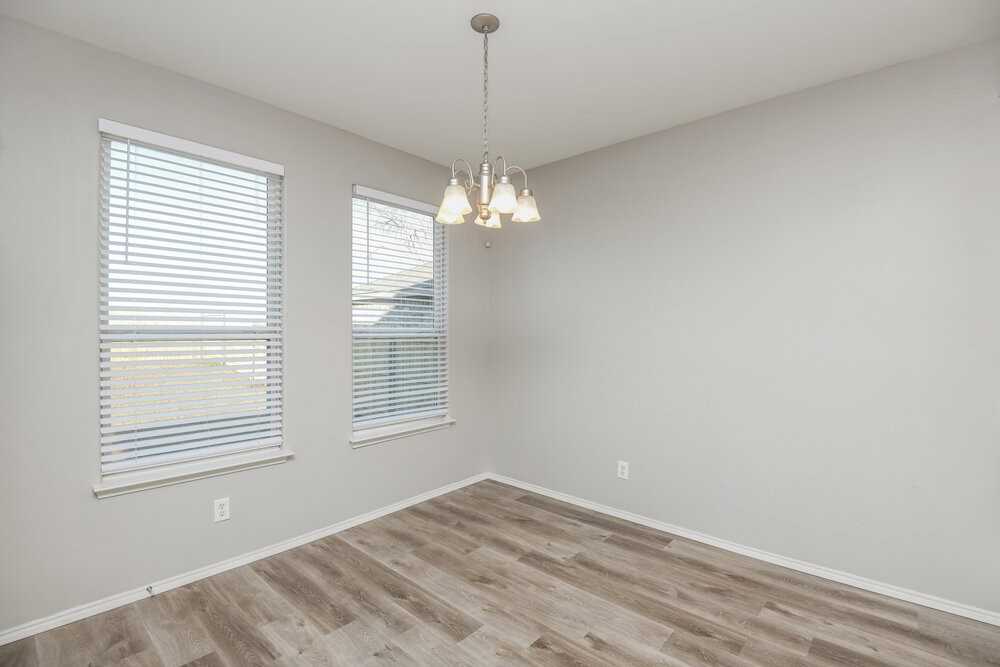 5704 Parkview Hills Ln - Photo 7 of 17