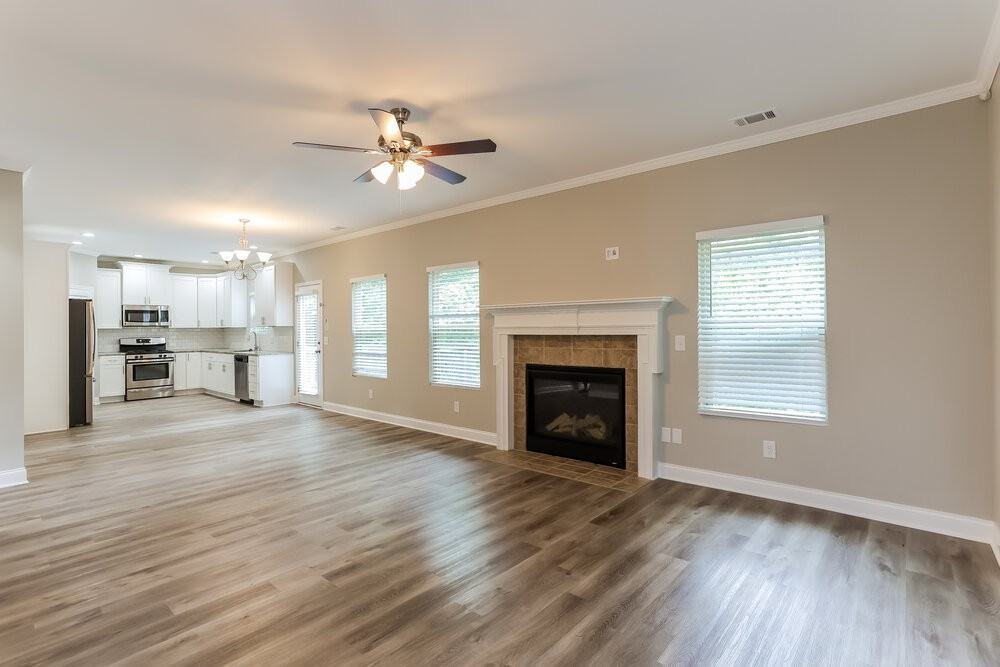 1194 Kilrush Dr Se - Photo 7 of 21