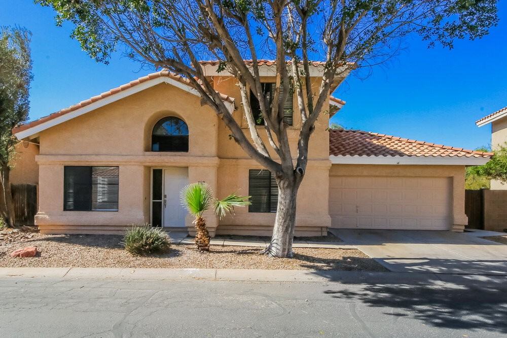 1338 N Brittany Ln