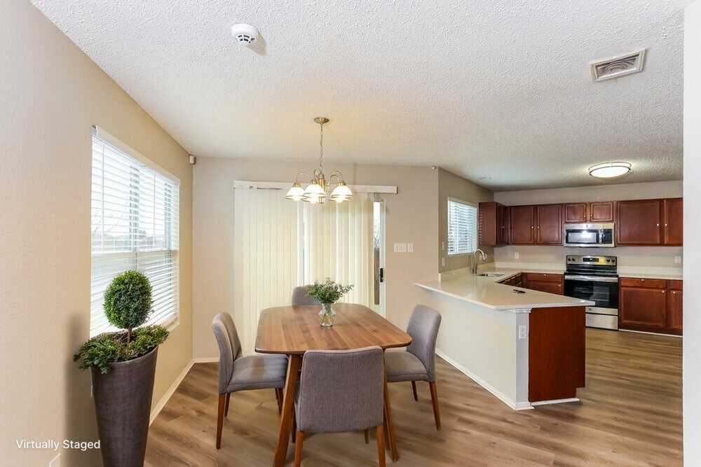 8304 Cutter Hill Ave - Photo 7 of 20