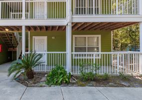 featured image of 435 E Canal Dr
