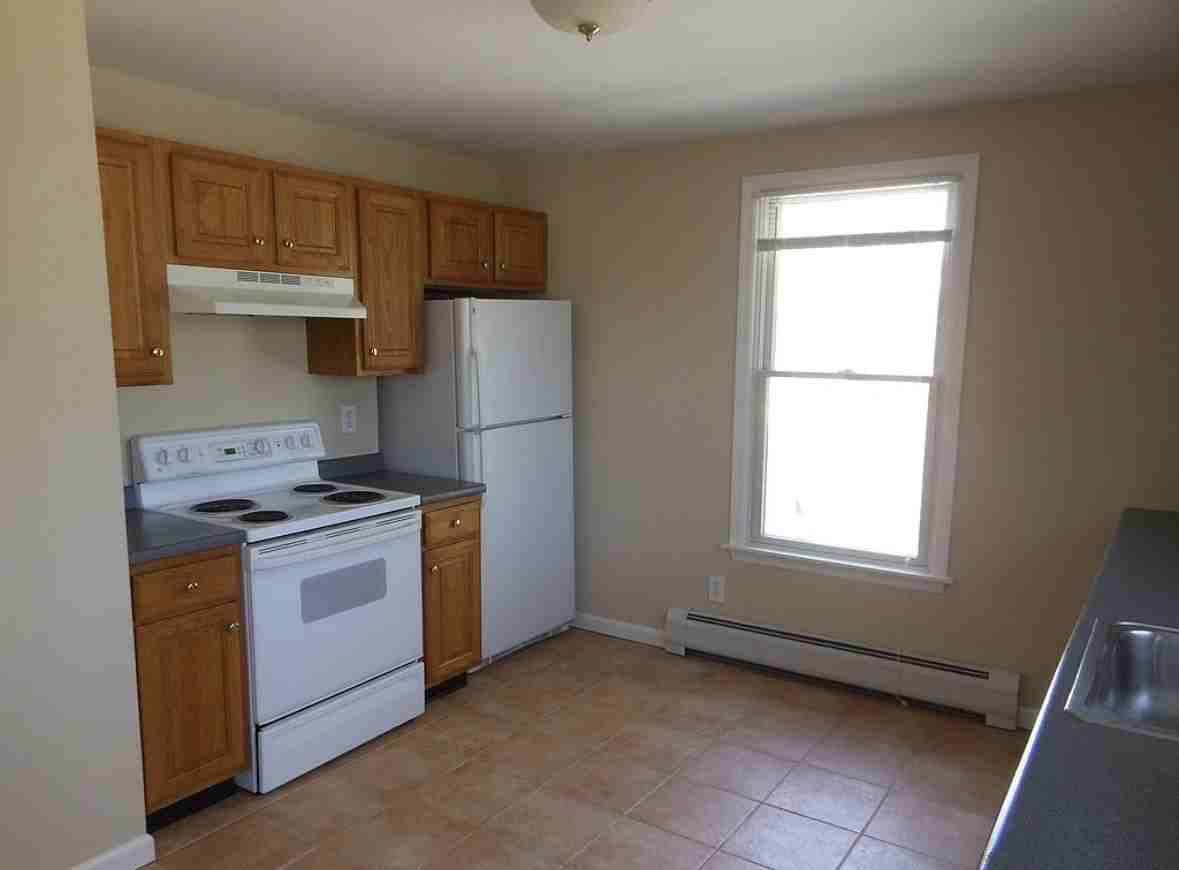 1 Farnam Hl #2 - Photo 4 of 13