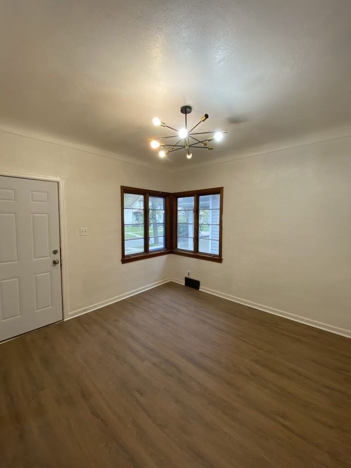 908 Evesham Ave #NA - Photo 4 of 16