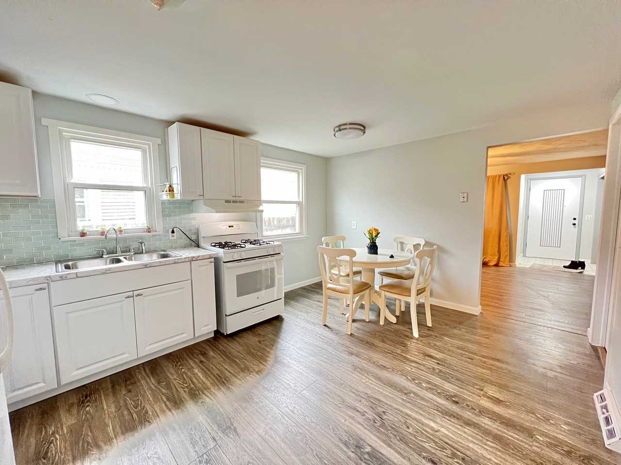 133 Sunshine Dr Lowr Level #NA - Photo 2 of 19