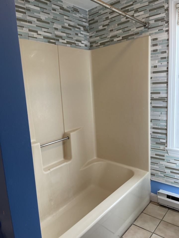 27 Grace Ave #A - Photo 3 of 16