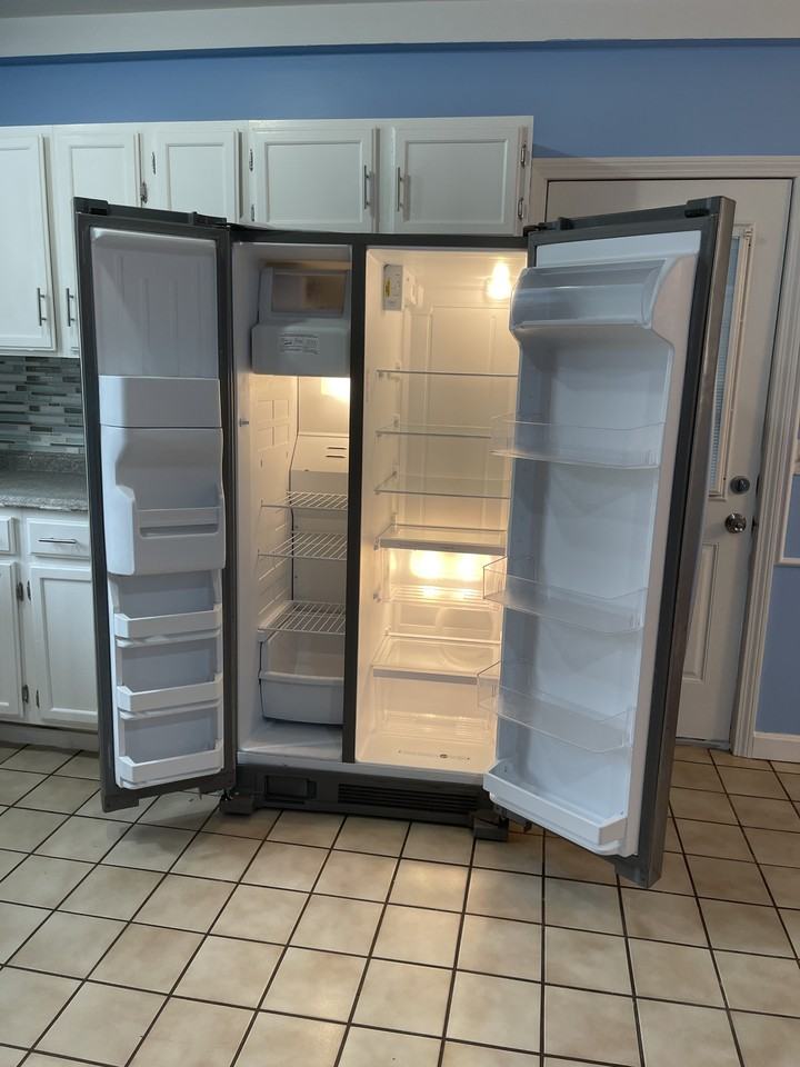 27 Grace Ave #A - Photo 6 of 16