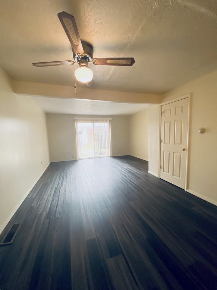 6660 Casper Dr Nw #6660 - Photo 5 of 17