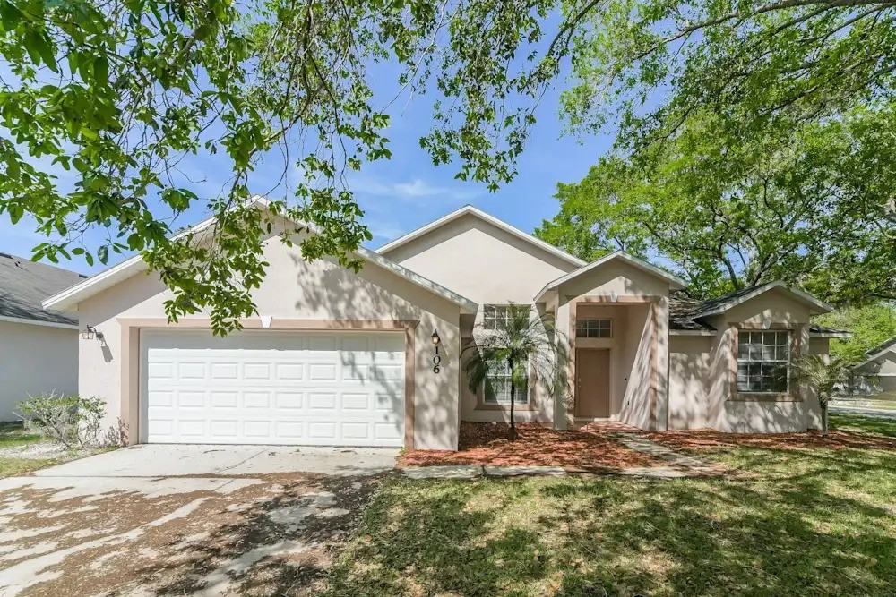 107 Quiet Oak Ct #NA - Photo 2 of 13