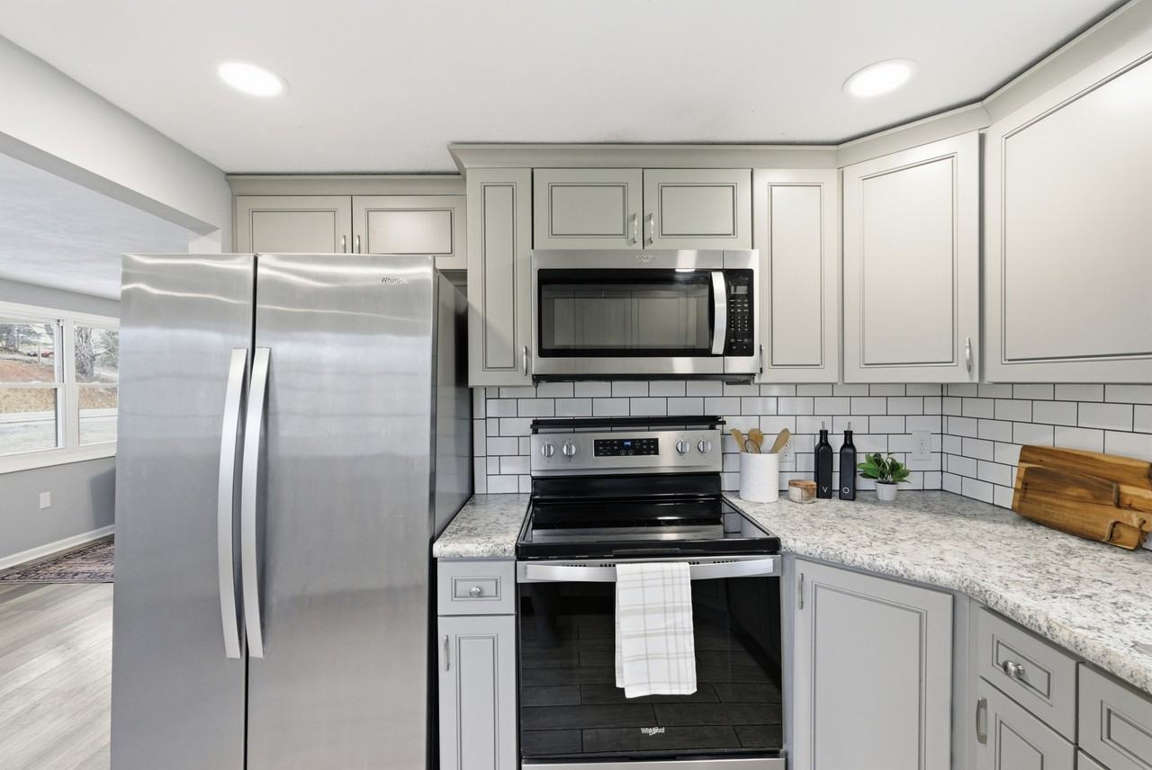 1194 Pumping Station Rd #1 - Photo 5 of 20