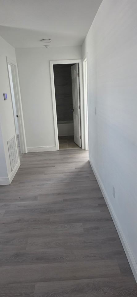 6711 45th Ave W #B - Photo 3 of 10