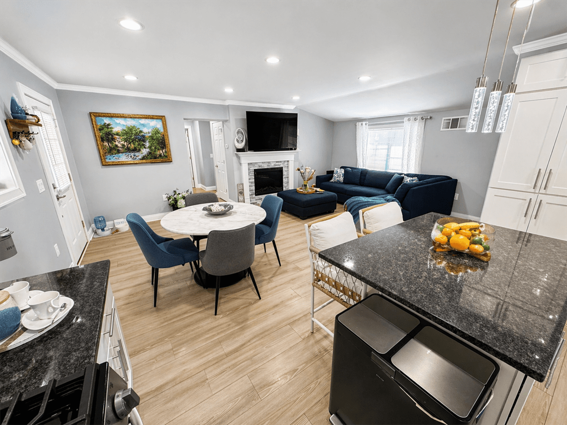 1309 Holmes Rd #NA - Photo 4 of 23