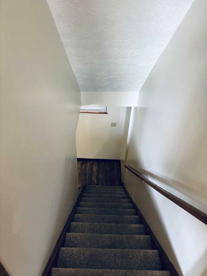 100 Mcmillen Ave #C - Photo 6 of 30