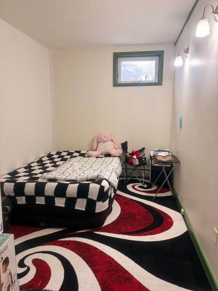 58 W Broadway #NA - Photo 5 of 18