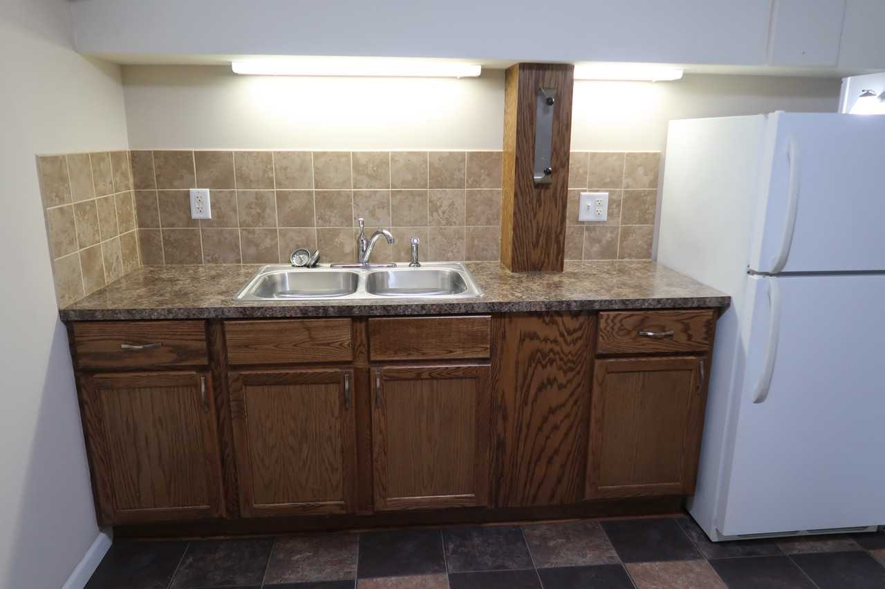 616 S 37th St #6 - Photo 6 of 22