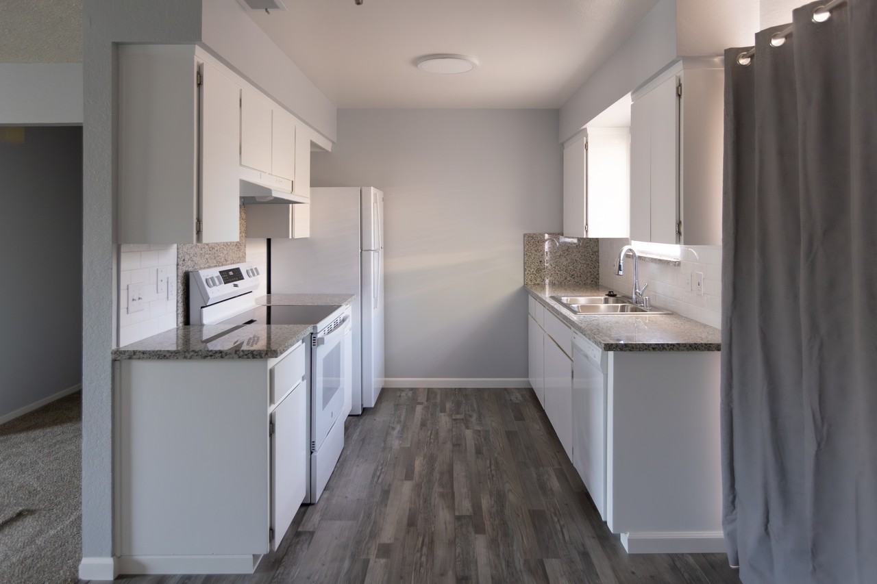 434 W Stuart Ave #2 - Photo 2 of 13