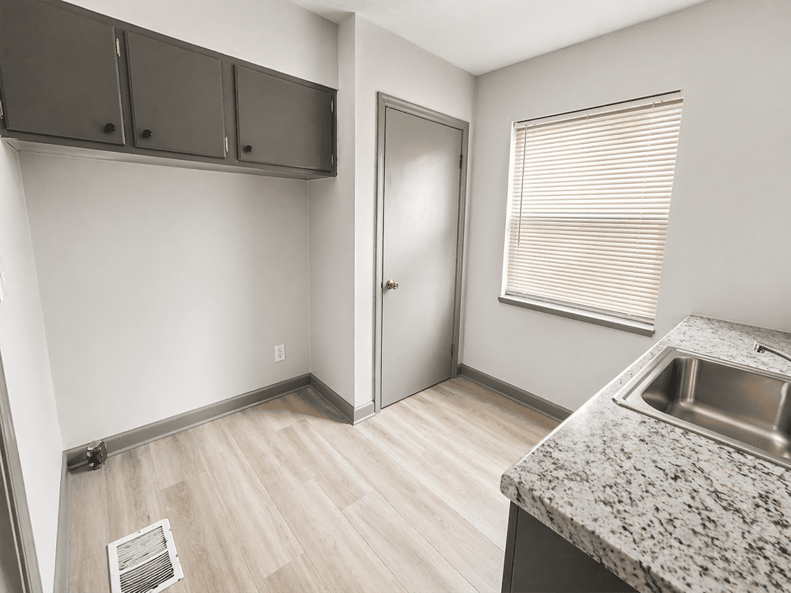 3552 Stanford Pl #3552 - Photo 3 of 11