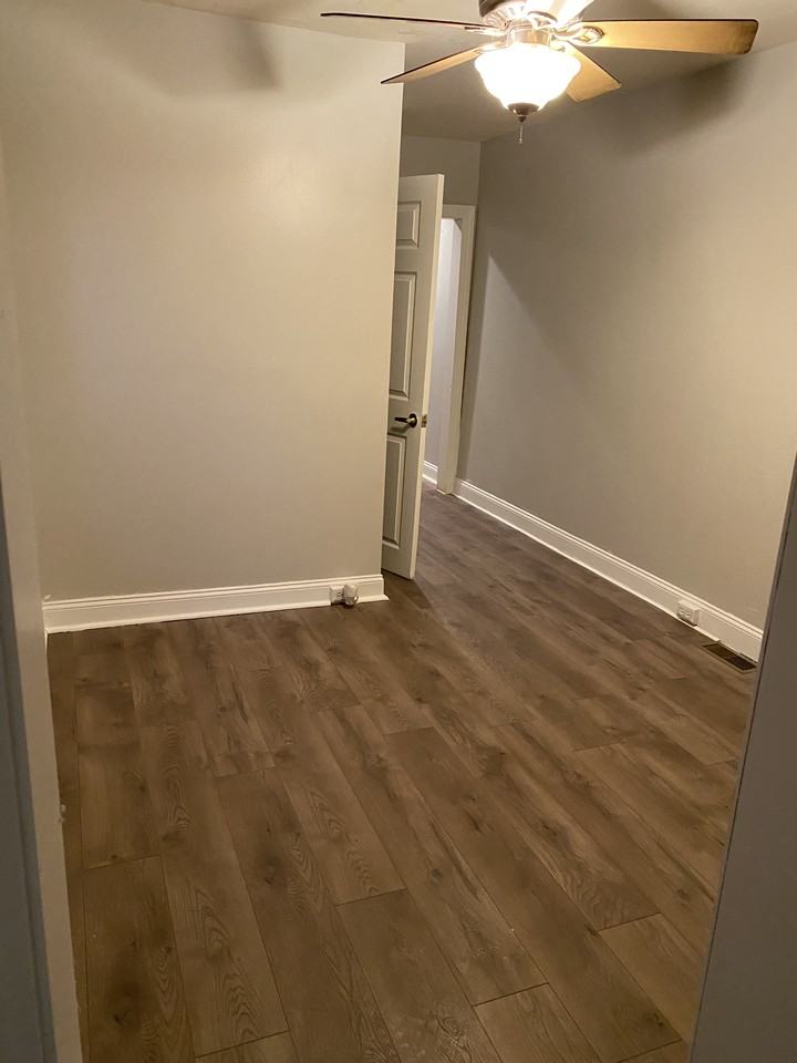 N Clayton St #115 - Photo 3 of 6