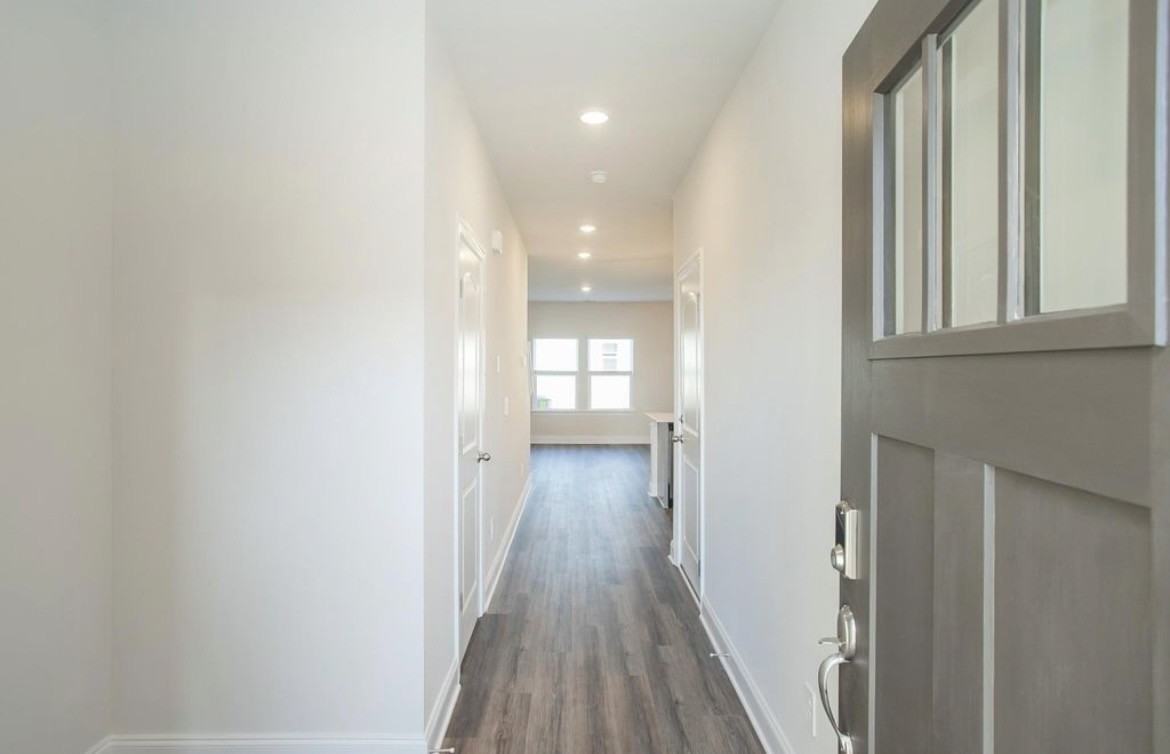 2304 Yukon Ct #NA - Photo 2 of 37