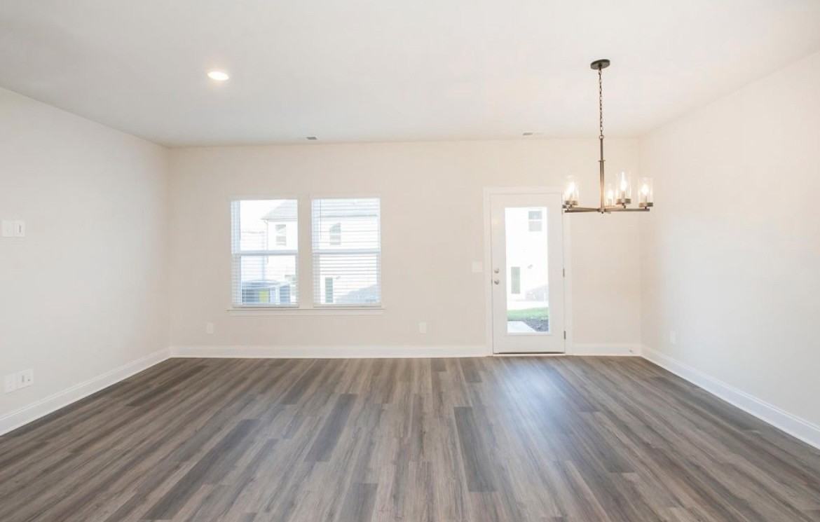 2304 Yukon Ct #NA - Photo 4 of 37