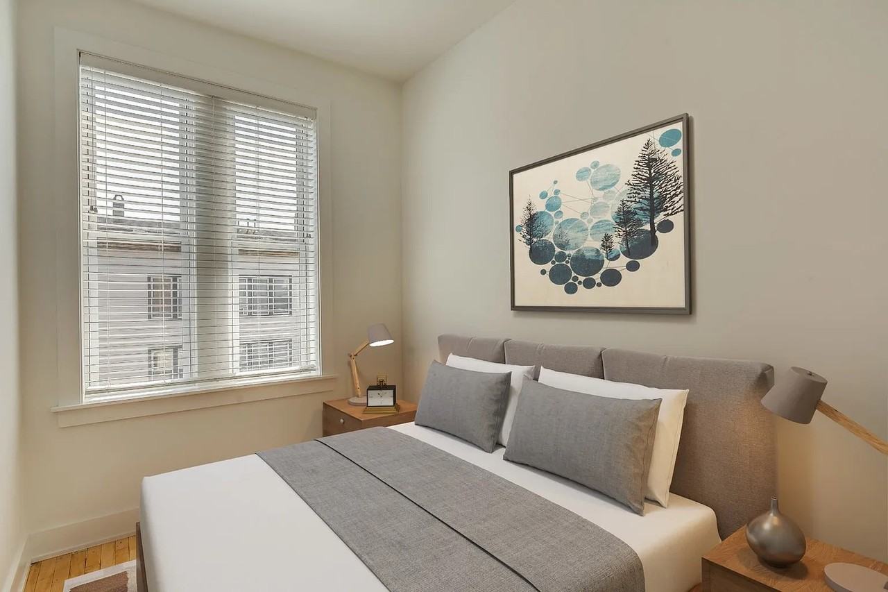 2060 N Damen Ave #3E - Photo 2 of 10