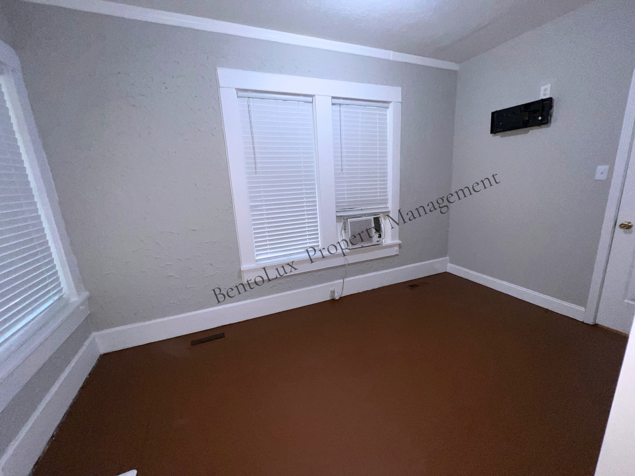 4196 Mikado Ave #A - Photo 3 of 7