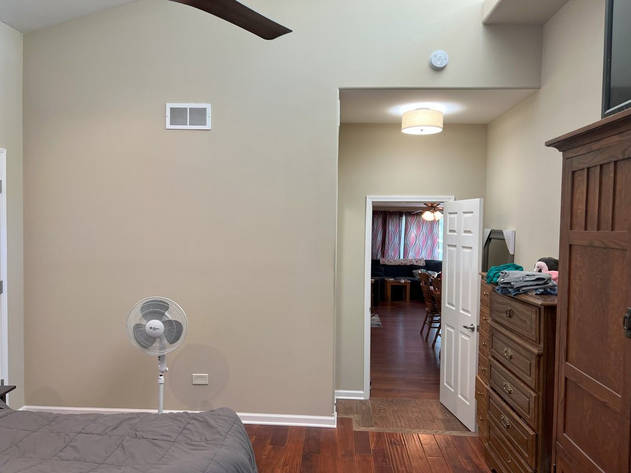 409 S Commonwealth Ave #NA - Photo 6 of 14