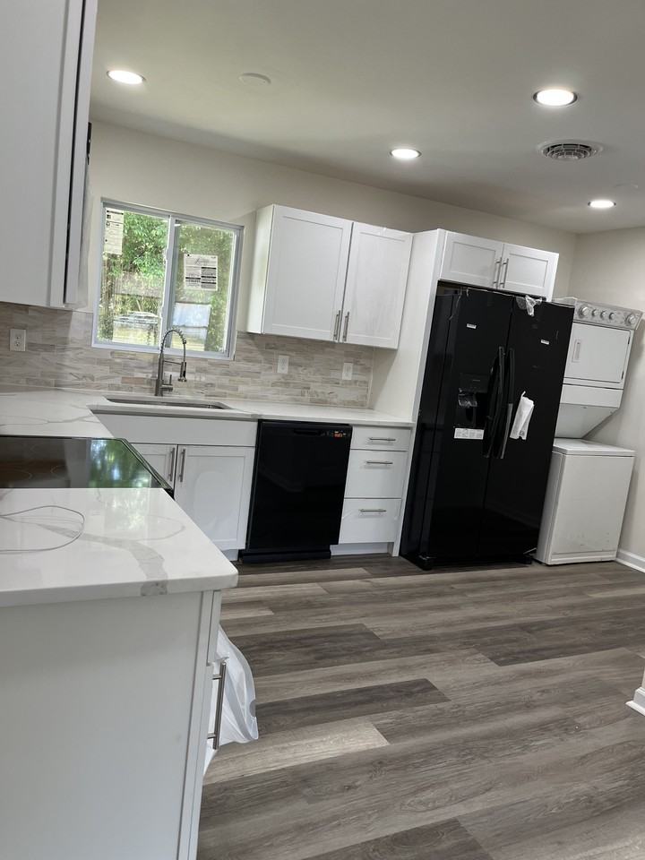 156 N Governors Blvd #NA - Photo 4 of 5