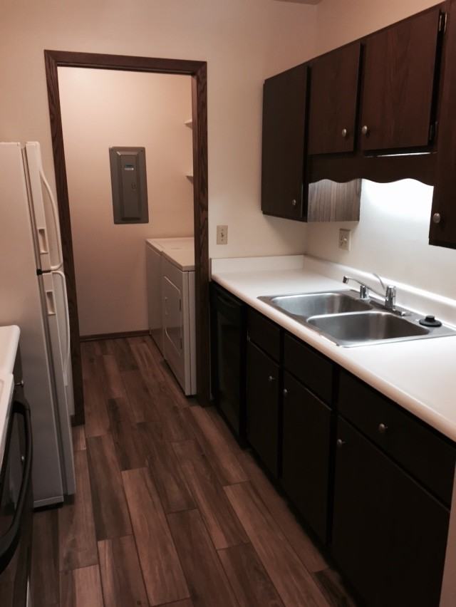 10333 W North Ave - Photo 5 of 10