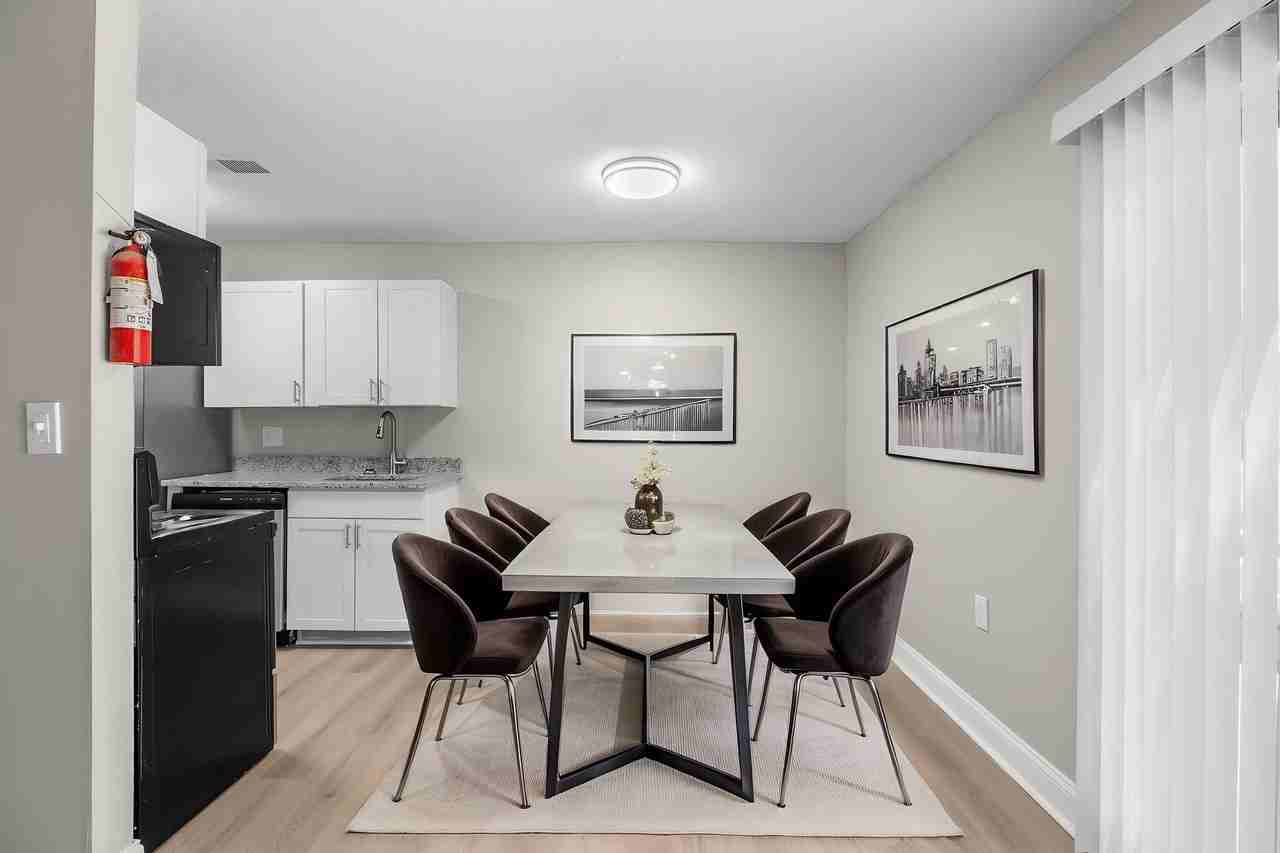 Pine Crest - Photo 4 of 50