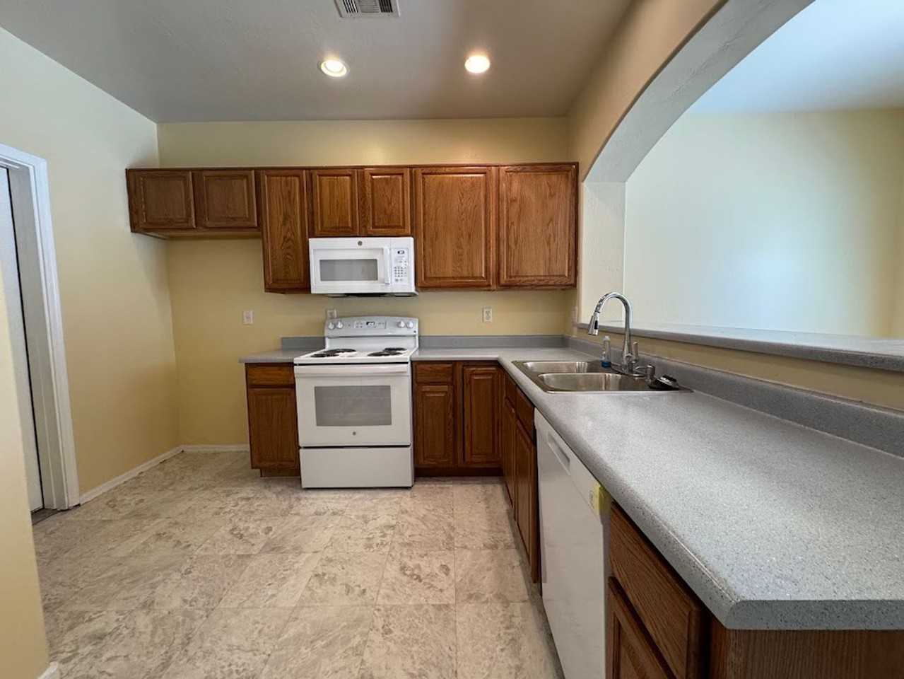 6619 W Desert Hills Dr - Photo 6 of 23