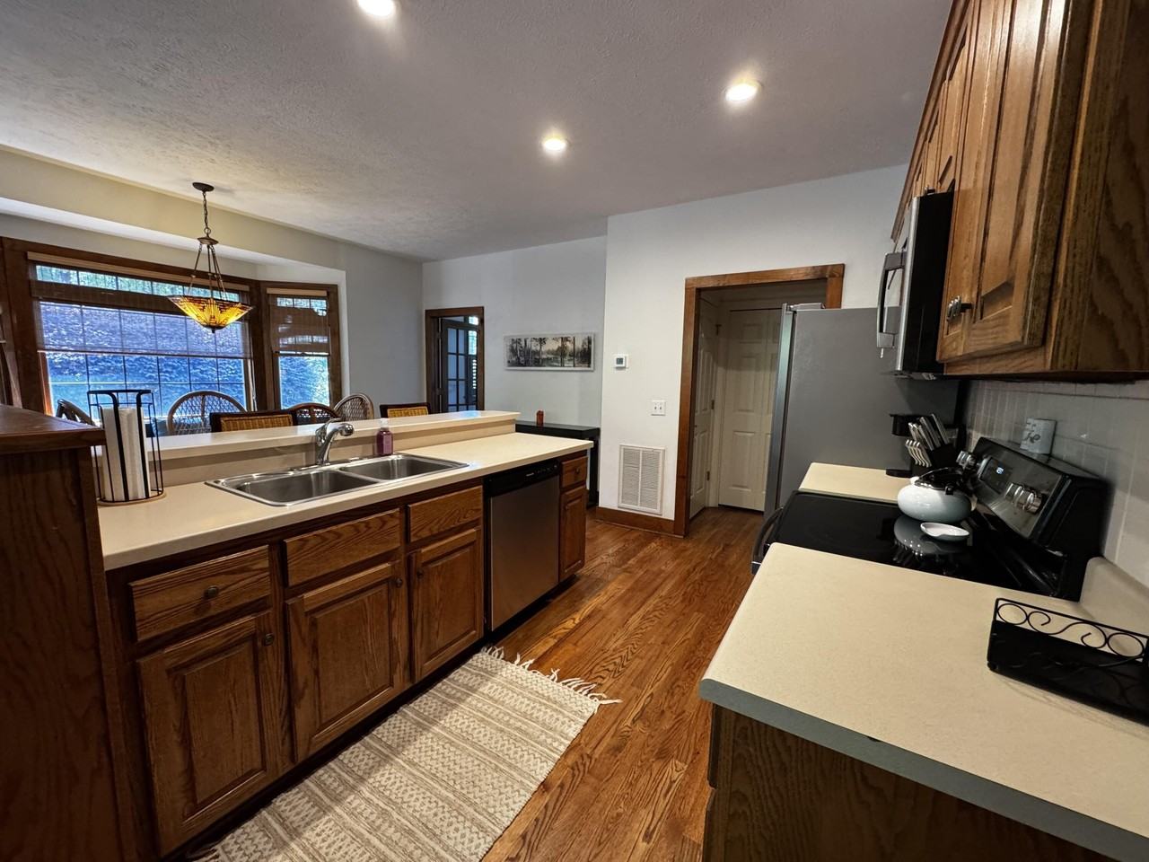 38 Bungalow Village Way - Photo 7 of 23