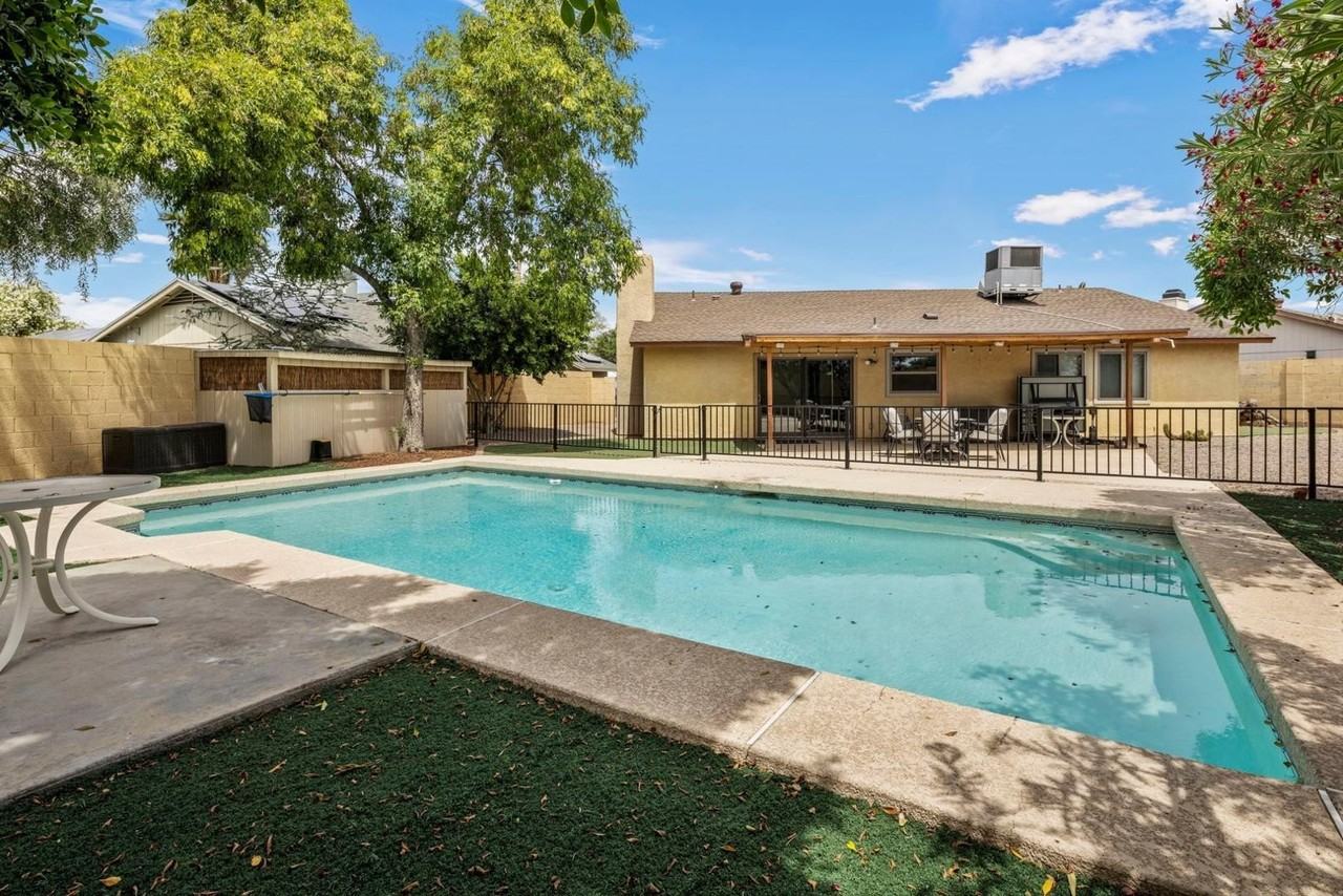 10625 E Becker Ln - Photo 4 of 23