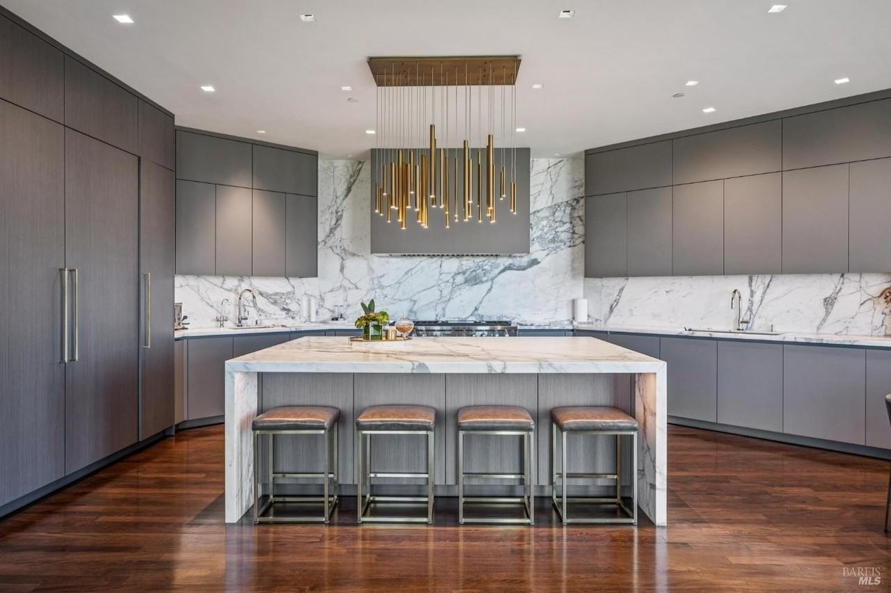 138 Gilmartin Dr - Photo 6 of 22