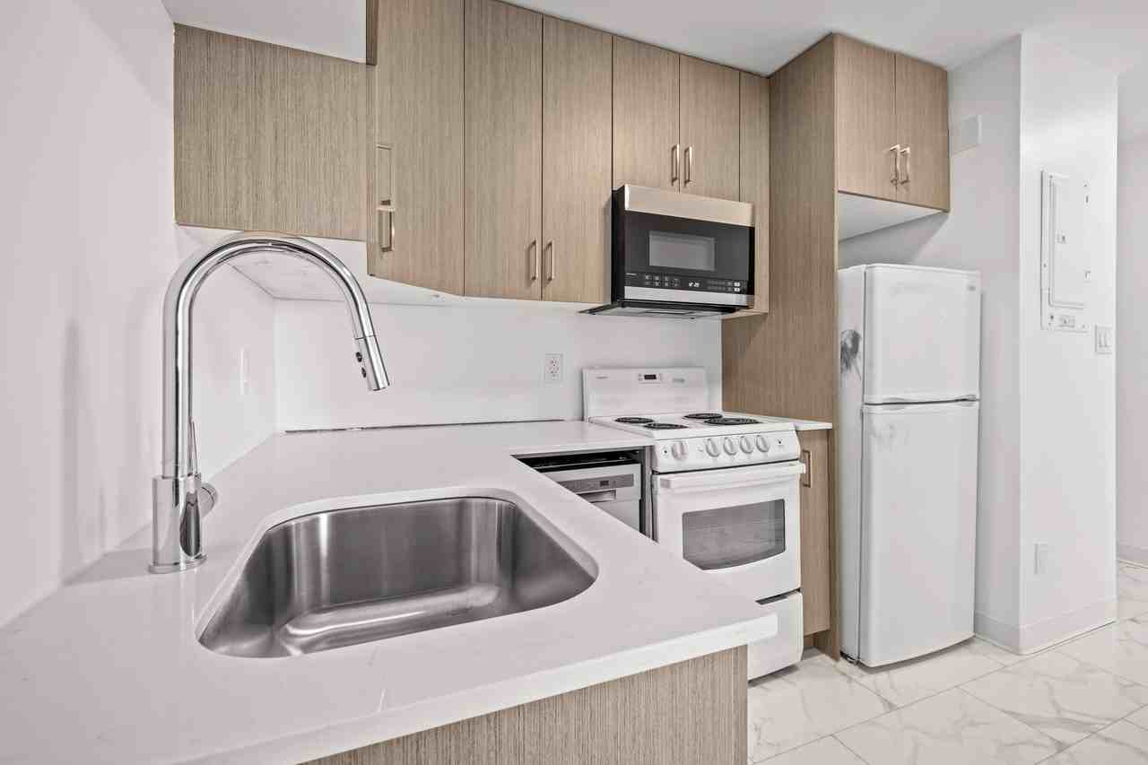 800 Beverley Street - Photo 6 of 15