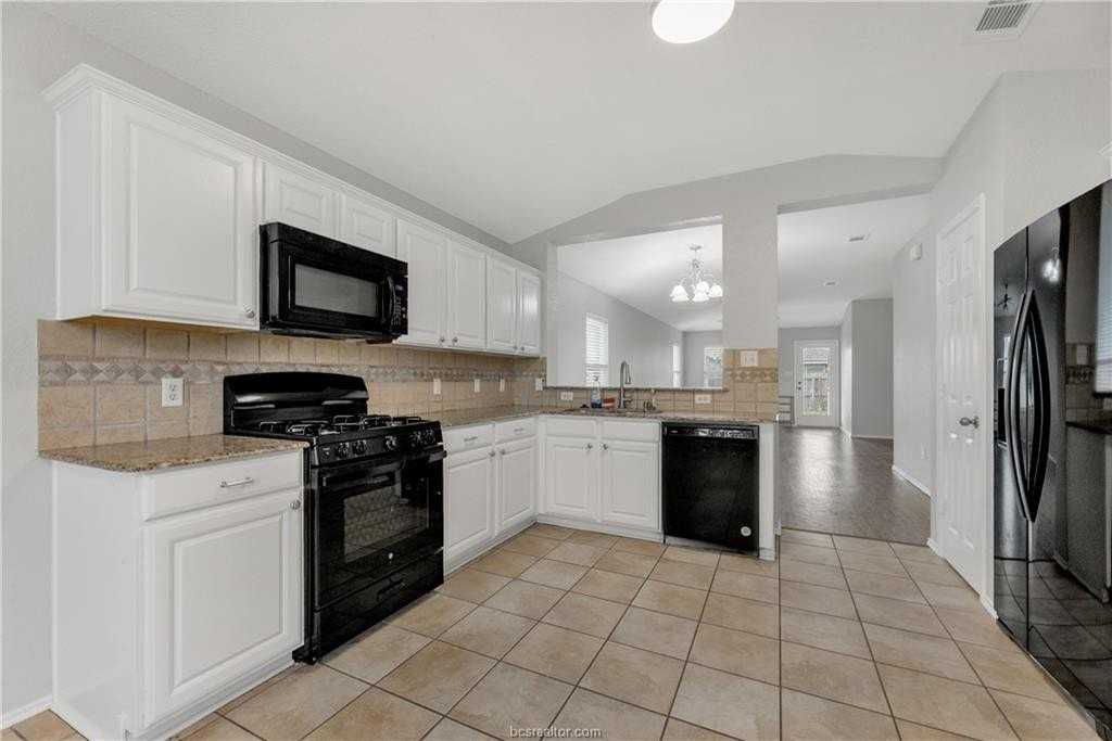 934 Whitewing Ln - Photo 7 of 16