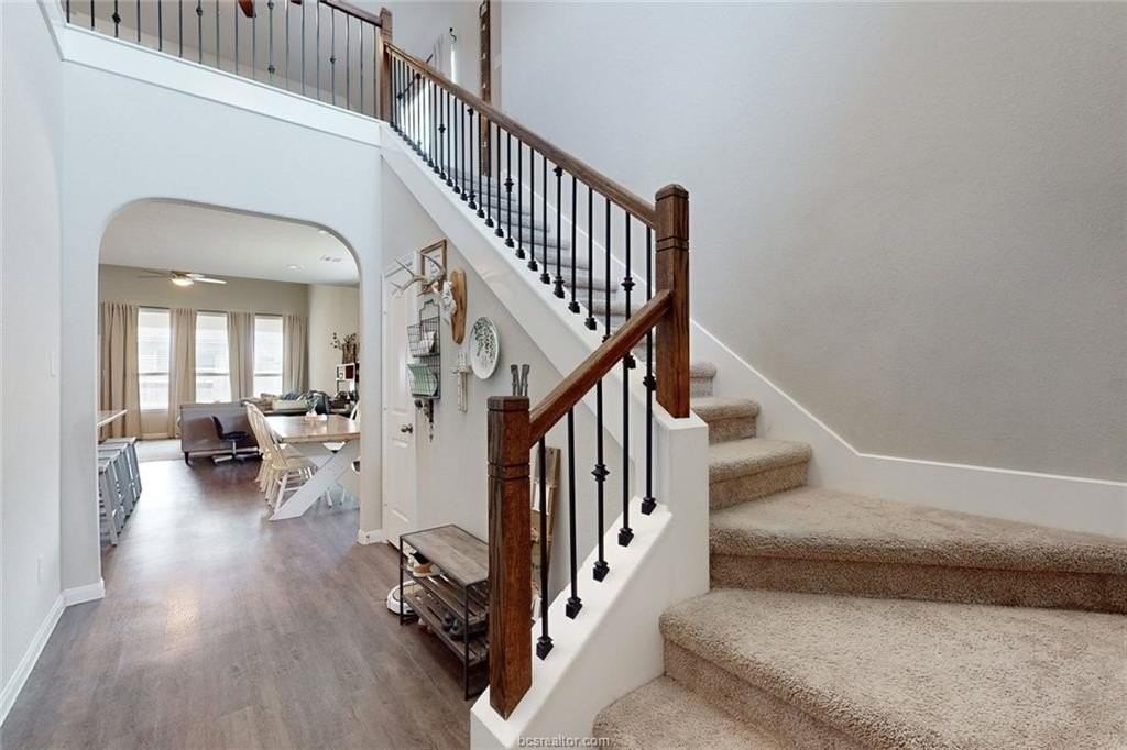 4717 Los Pines Way - Photo 3 of 24