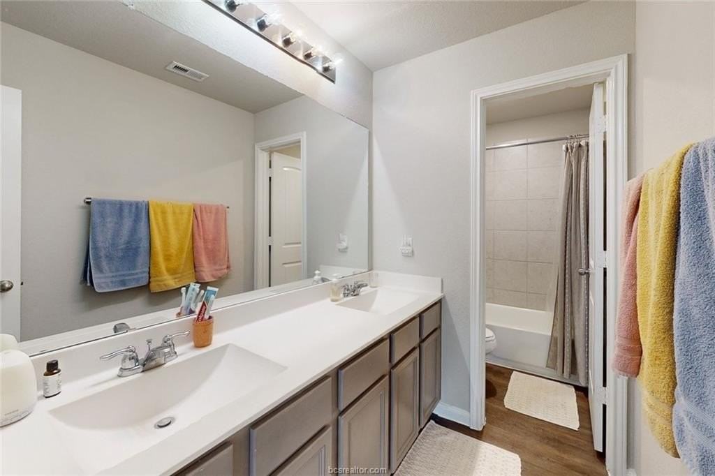 4717 Los Pines Way - Photo 7 of 24